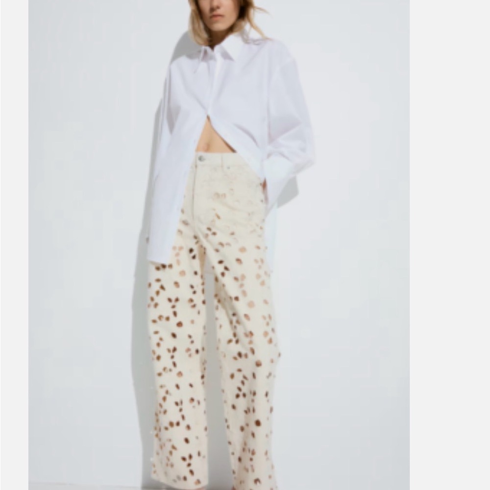 H&M Crean eyelet jeans